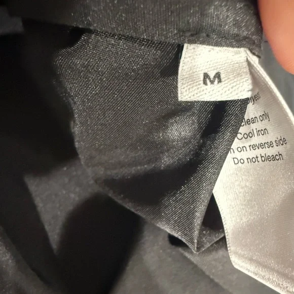 Sleeper NWT Atlanta Black Elegant LBD Shoulder Dress 100% Polyester-M - Picture 15 of 16